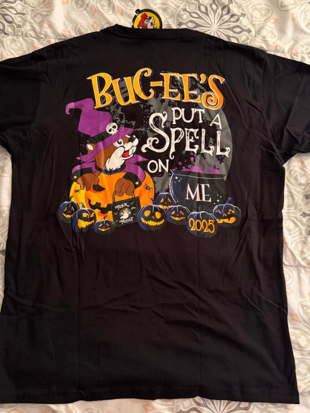 BUC-EE'S 2025 Halloween Shirt BNWT Men's Unisex XL